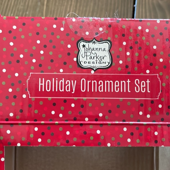 Johanna Parker ornament set - Picture 2 of 4